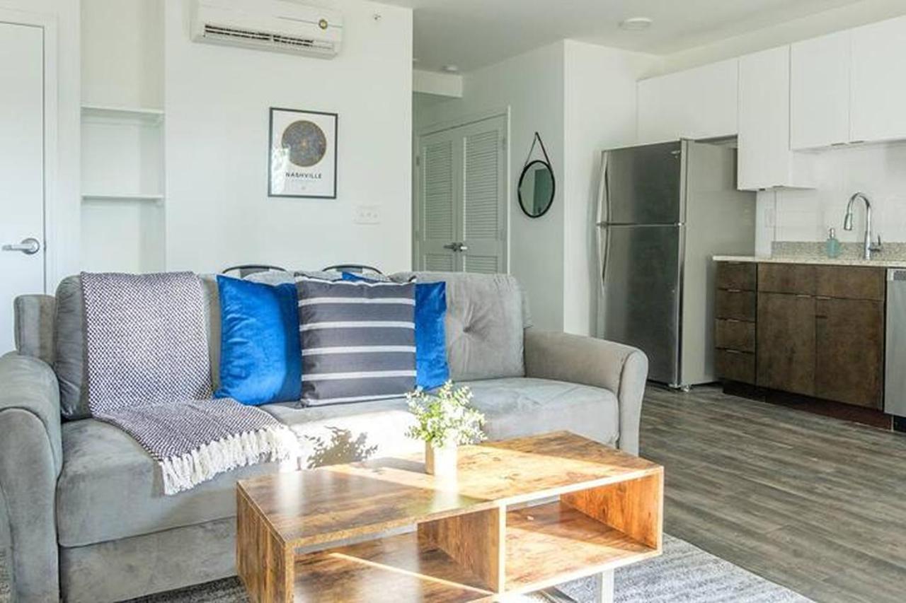 Frontdesk Fairfax Flats West End Nashville Rum bild